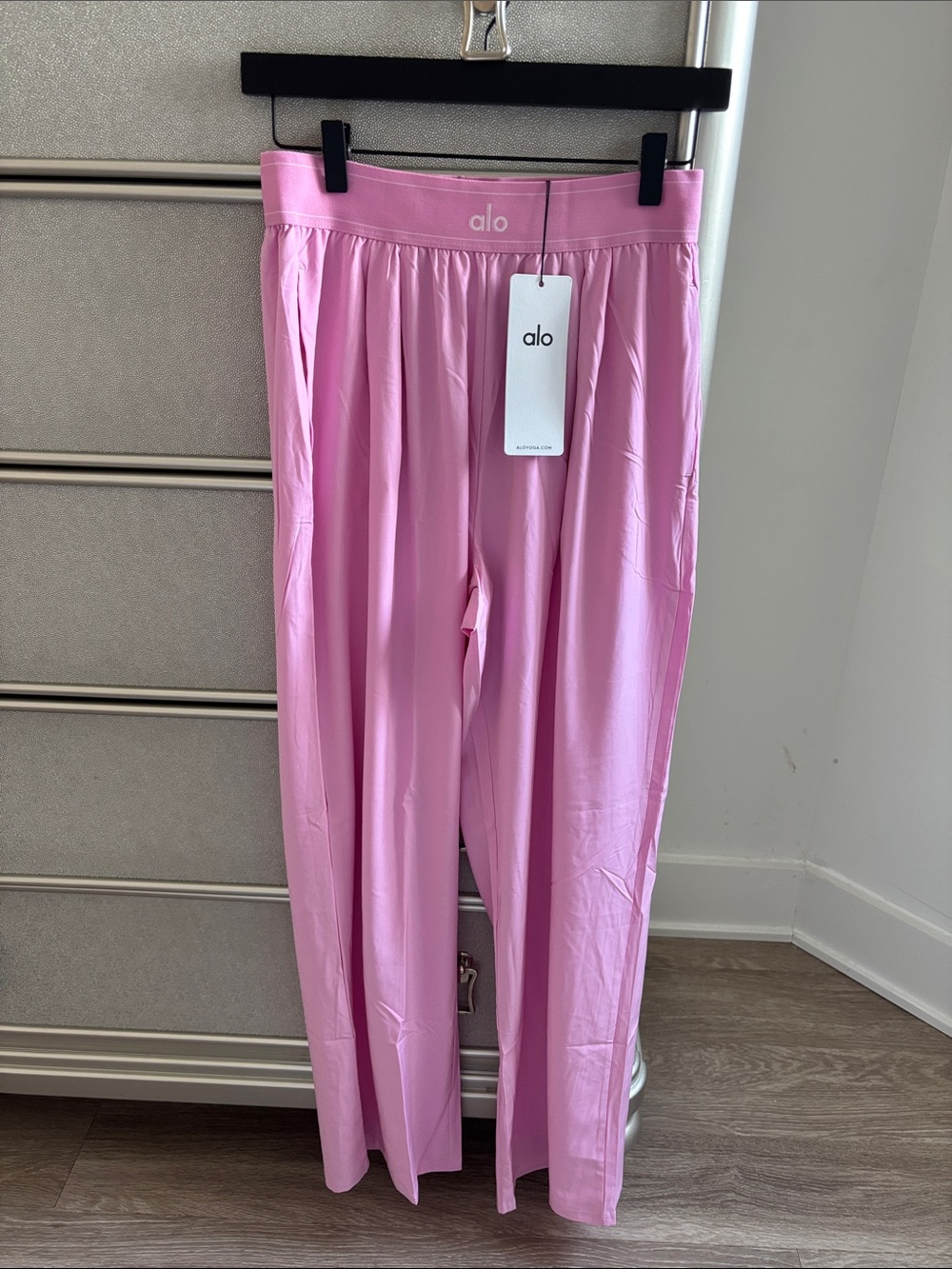 NWT LIMITED EDITION Alo Suit up Trouser size M.  $148 MSRP